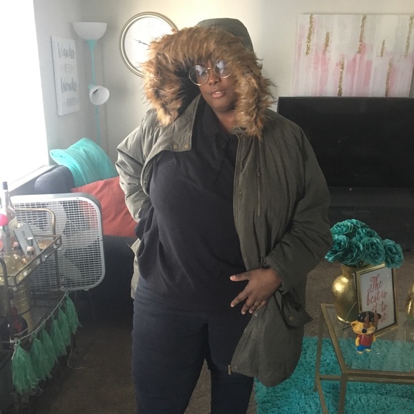 Women's Plus Parka with Faux Fur Hood- Ava & Viv - Picture 4 of 6